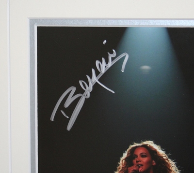 beyonce autograph