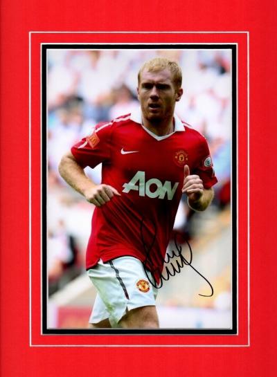 Paul Scholes signed 12 x 8 photo