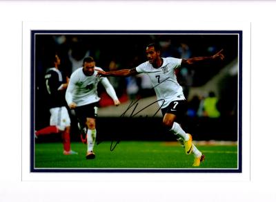 Theo Walcott signed 12 x8