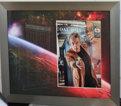 Peter Capaldi signd 12 x 8 photo