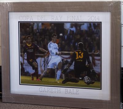 Large Gareth Bale 16 x 12 photo