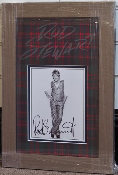 Rod Stewart signed 12 x 8