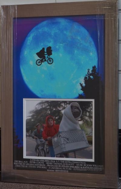 Henry Thomas E T signature