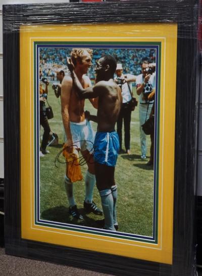 Large Pele signed photo