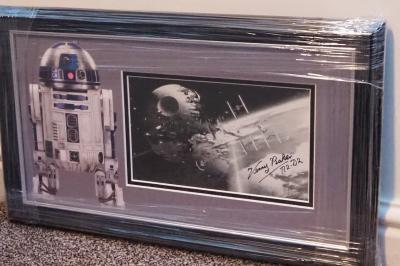 Kenny Baker signed photo