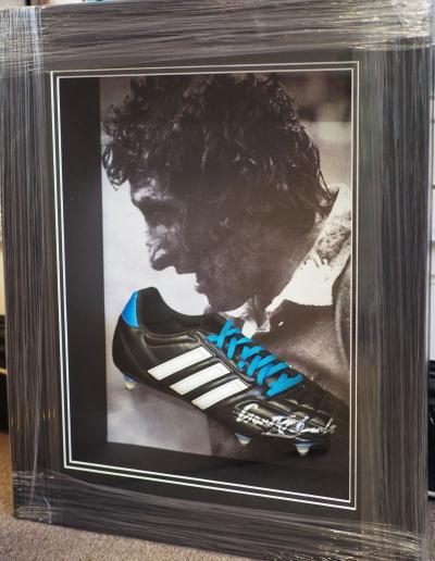 Gareth Edwards signed boot