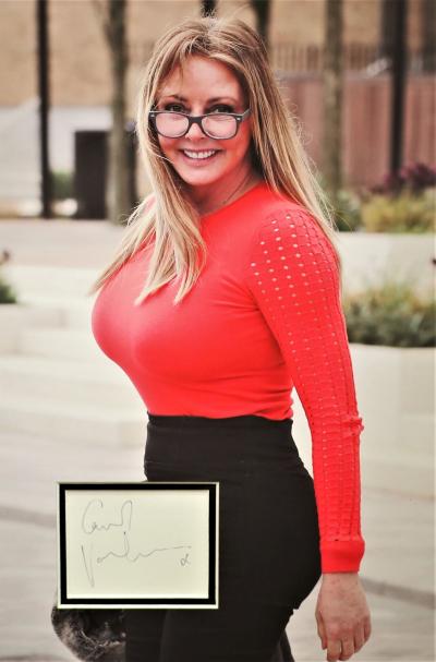 Carol Vorderman autograph