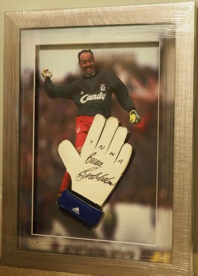 Bruce Grobbelaar signed glove