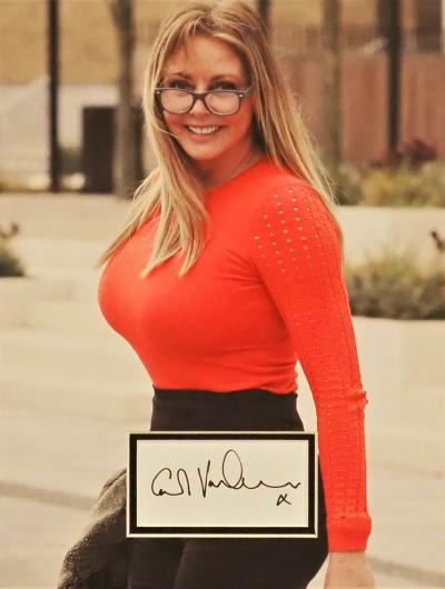 Carol Vorderman signed card