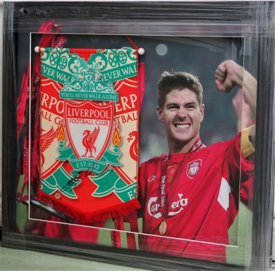 Steven Gerrard signed pennant