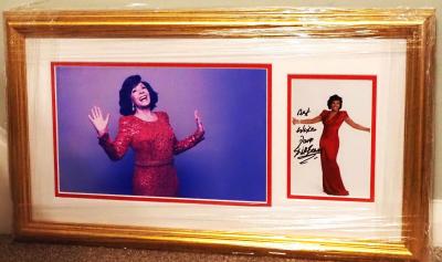 Shirley Bassey signed 6x4 photo