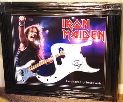 Steve Harris Iron Maiden signatu